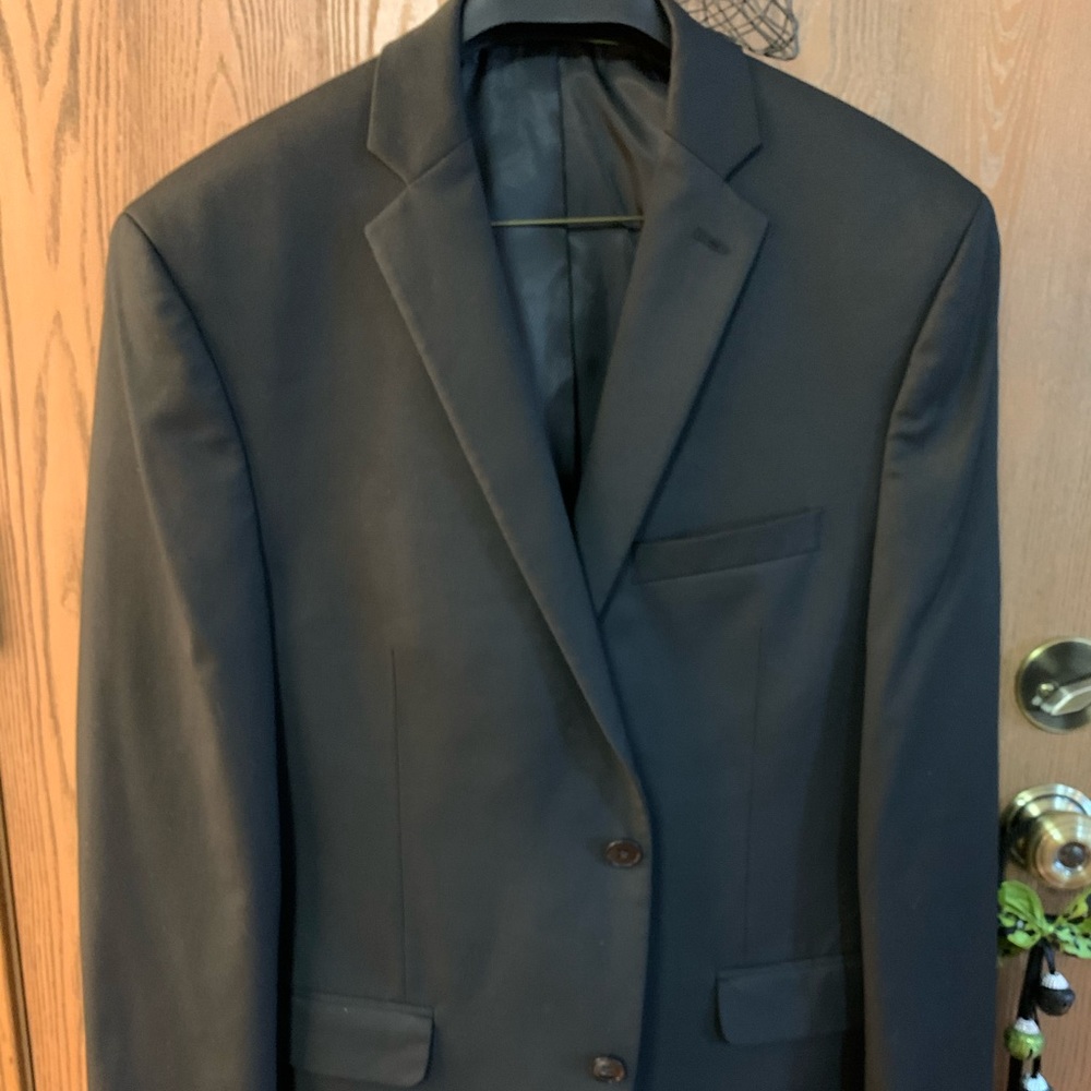 Men’s black suit